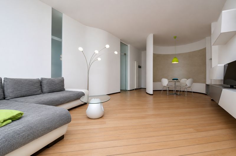 Wohnen mit Charakter: Modernisierte 2,5-Zimmer-Wohnung in Renningen